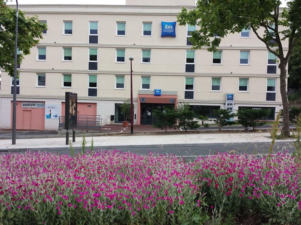 Hotel Ibis Budget Chatillon Paris Ouest Exterior photo